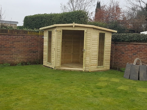 Corner Summerhouse 10