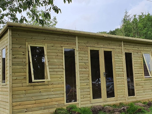 Pent Summerhouse 11